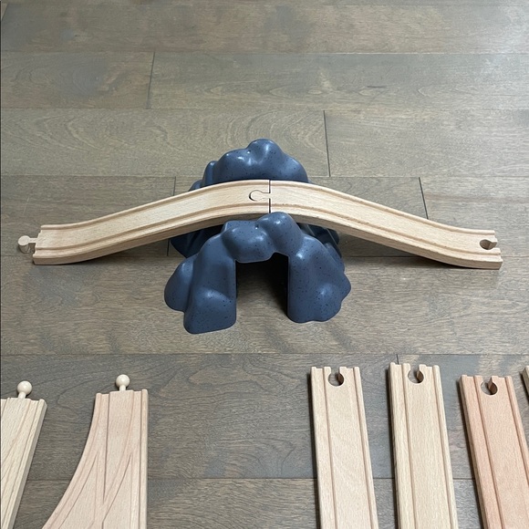 Brio Train Set - Picture 3 of 14